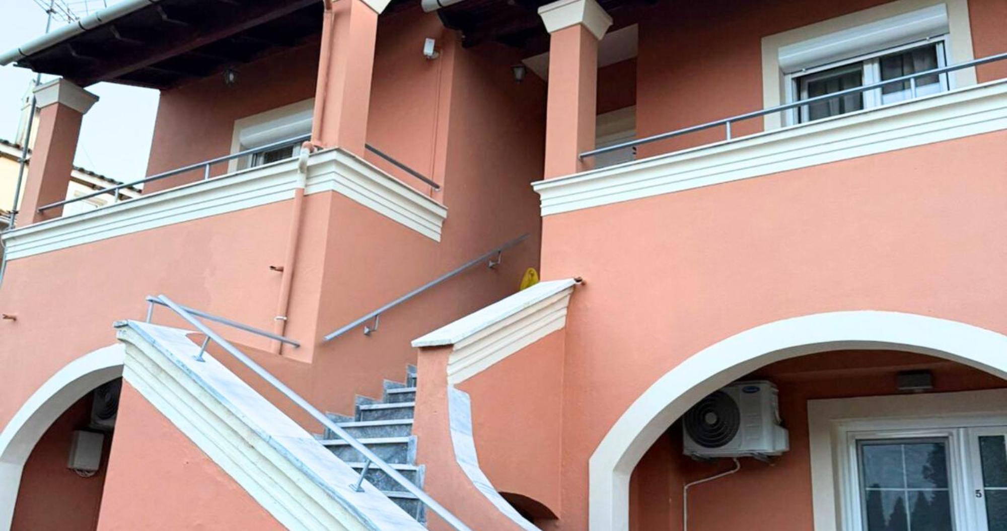 Georgia'S Apartments, Ipsos - Complex S מראה חיצוני תמונה